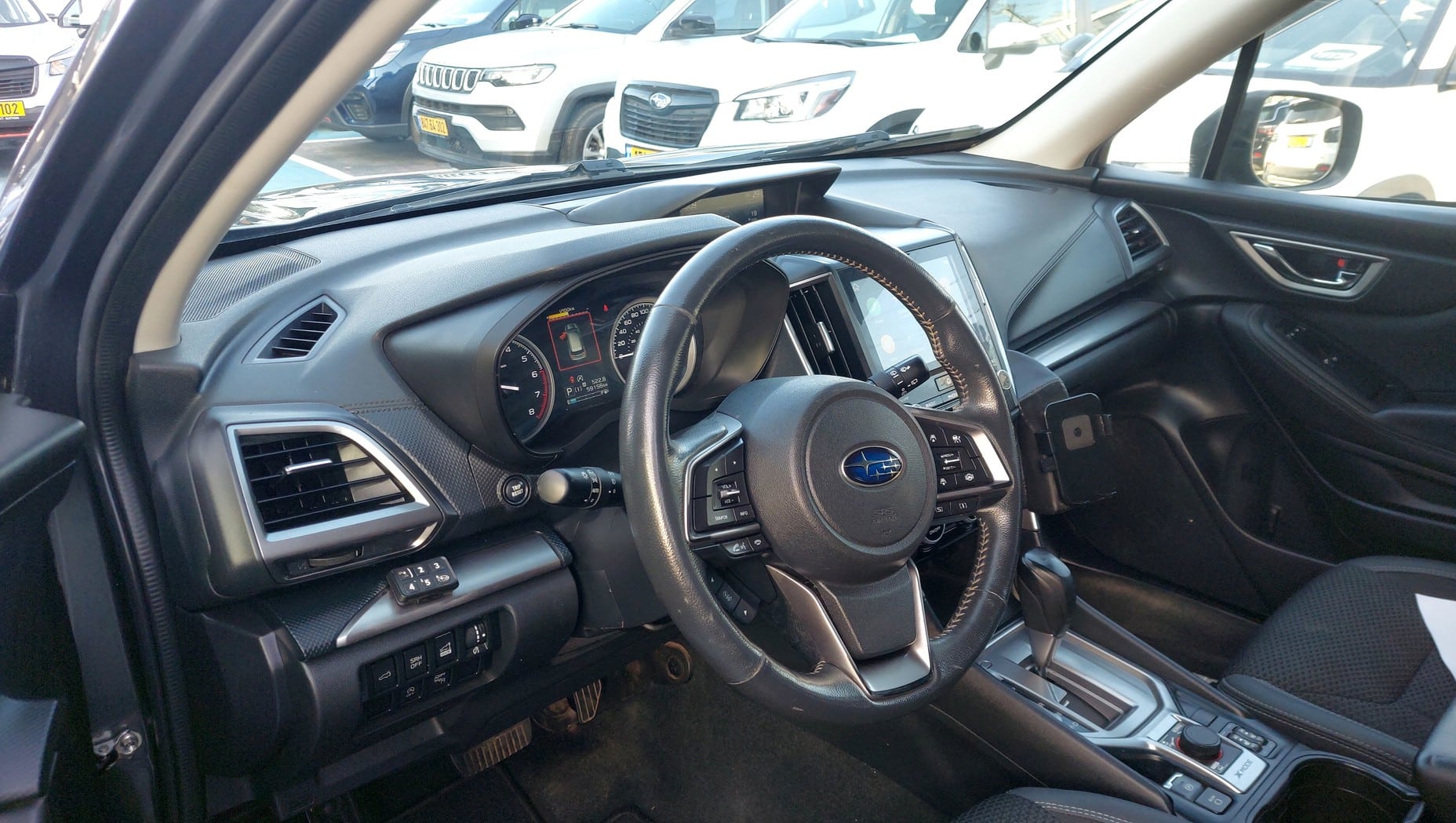 סובארו FORESTER 2021