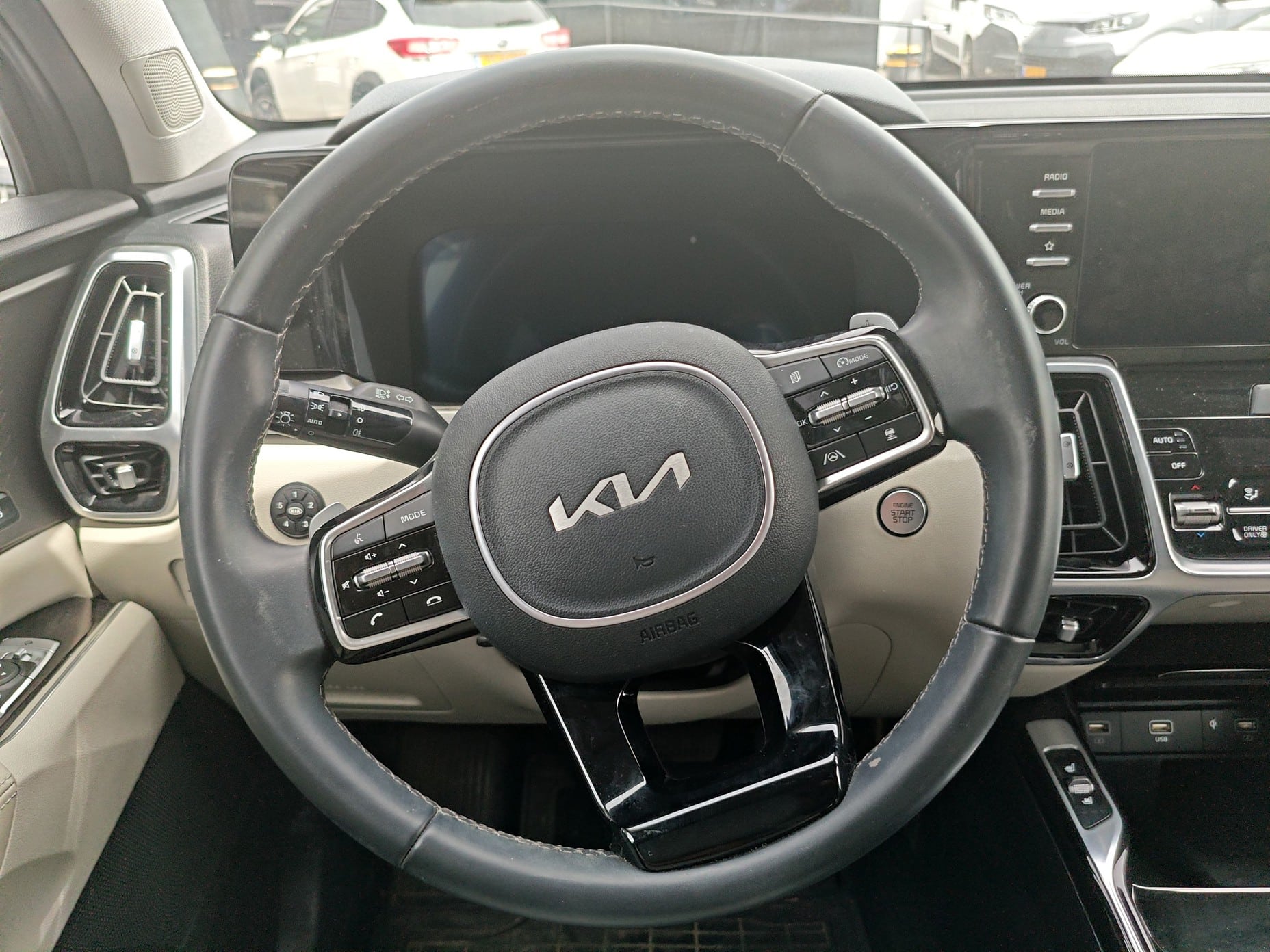 קיה קוריאה SORENTO 2023