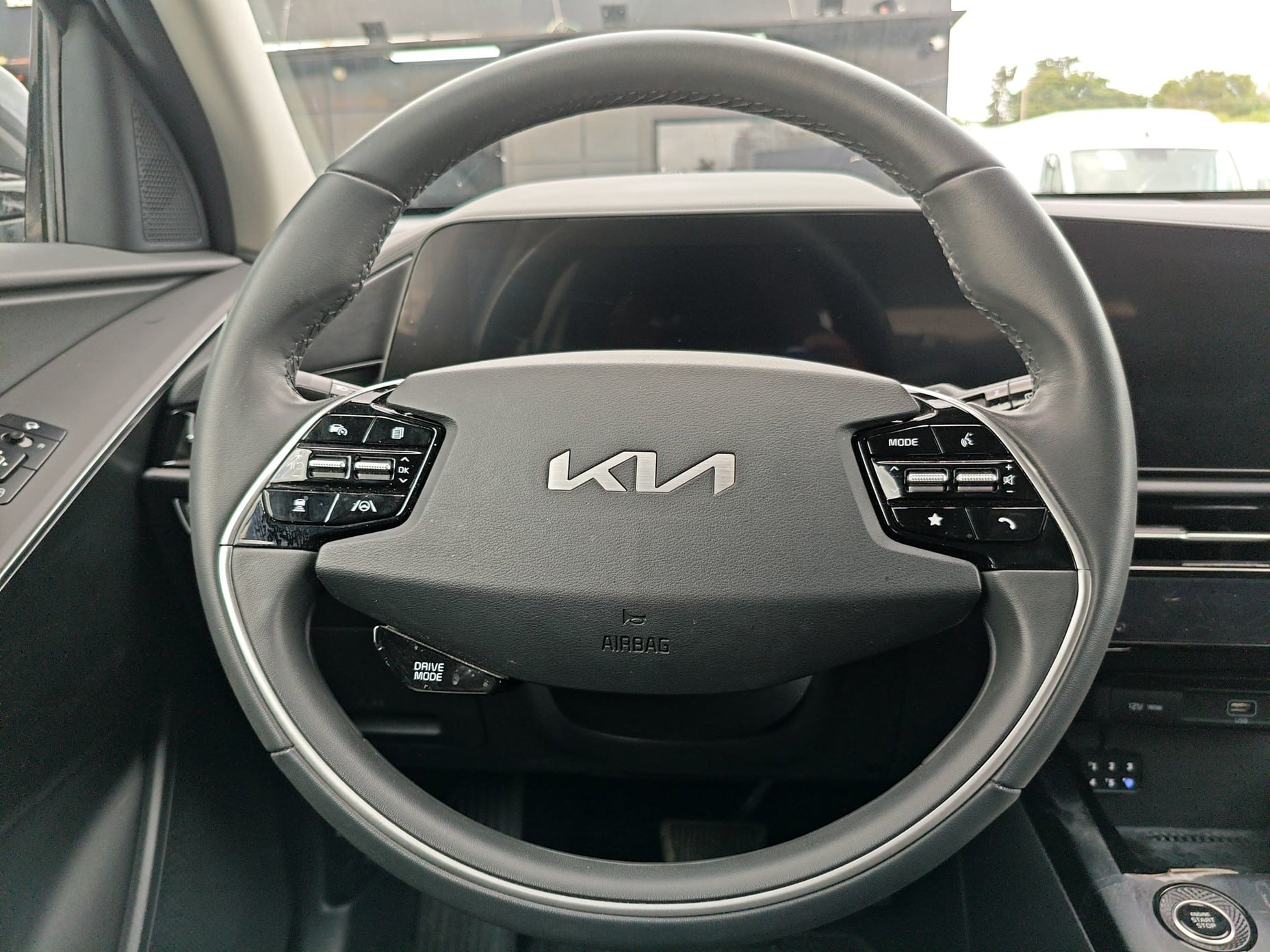 קיה קוריאה NIRO PHEV 2024