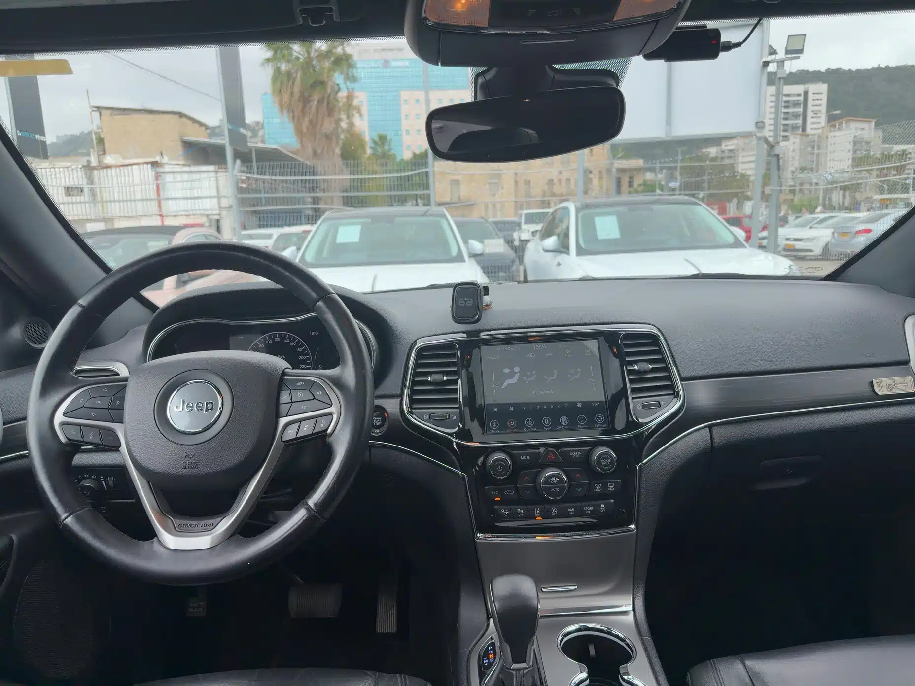 ג'יפ Grand Cherokee 2022